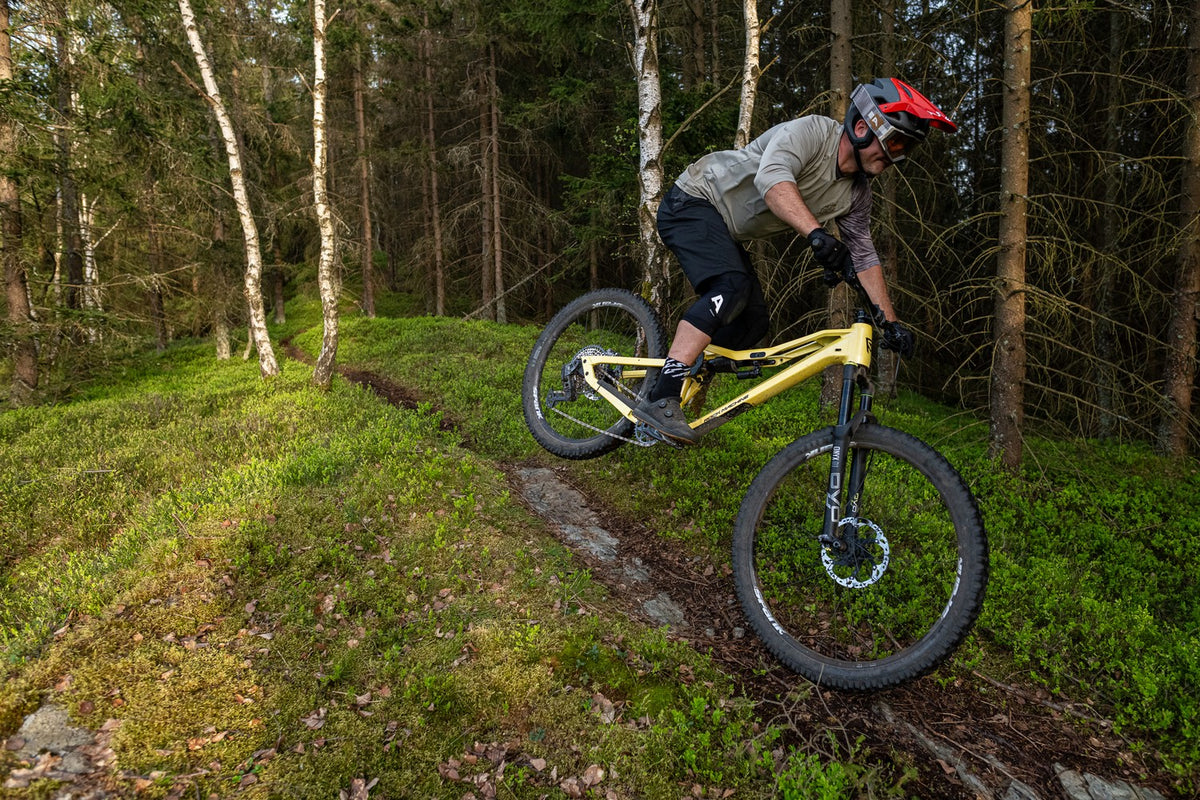 Pánský cyklistický dres Silvini MD2239 Brunello