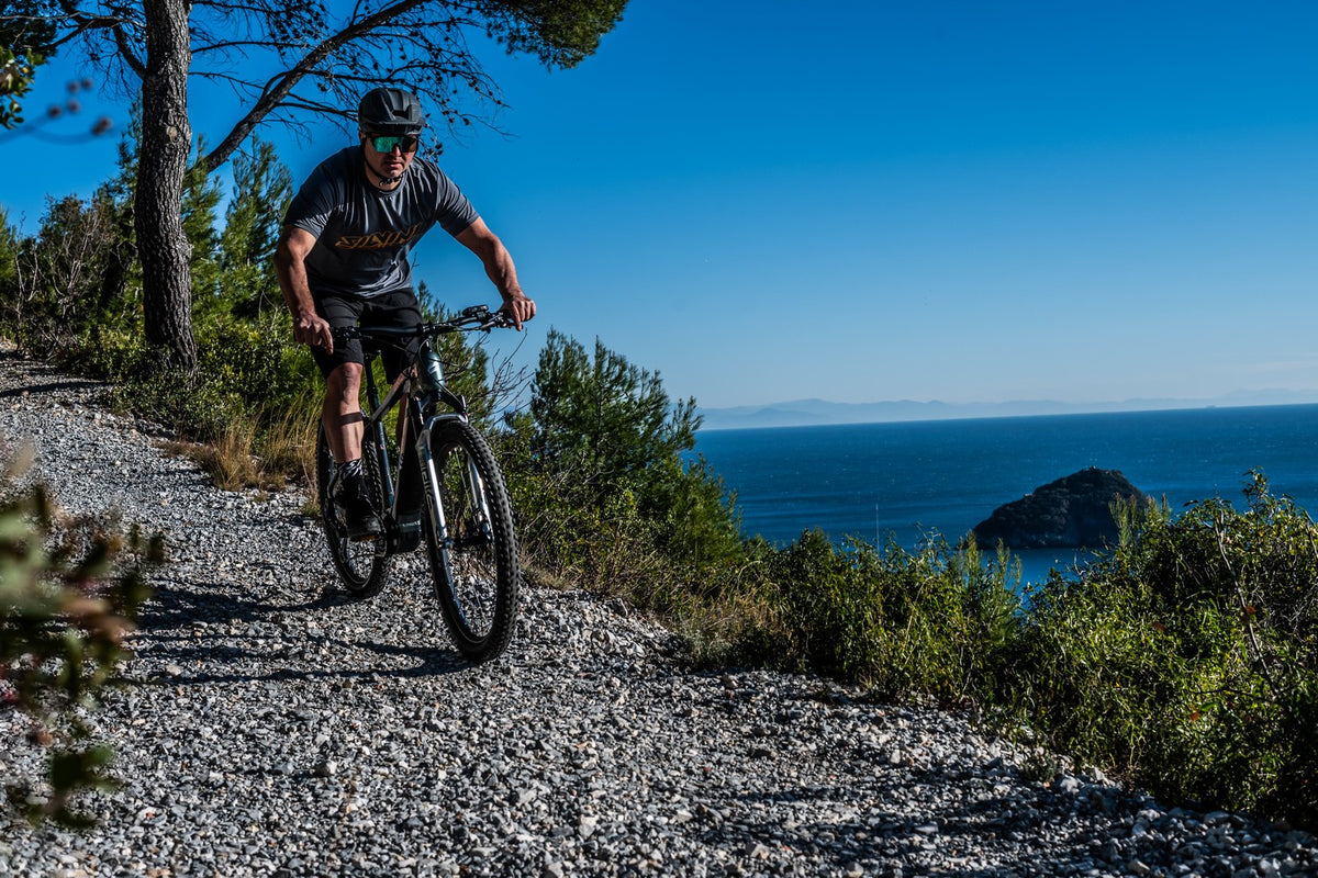 Pánský cyklistický dres Silvini MD1803 Denno