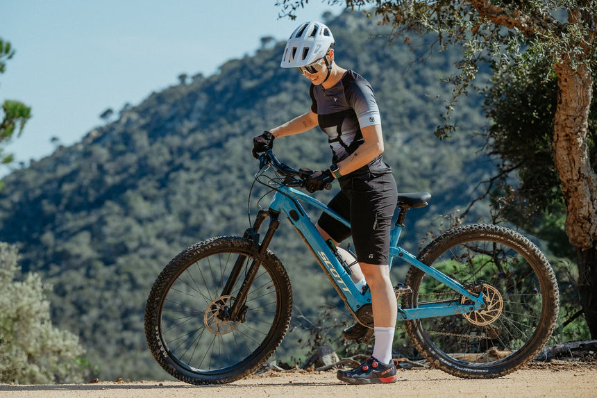 Silvini women's shorts WP2431 Alma